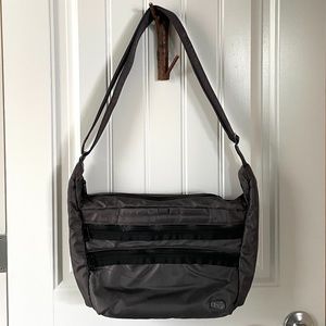 NWOT lug Trooper in Contemporary Gunmetal